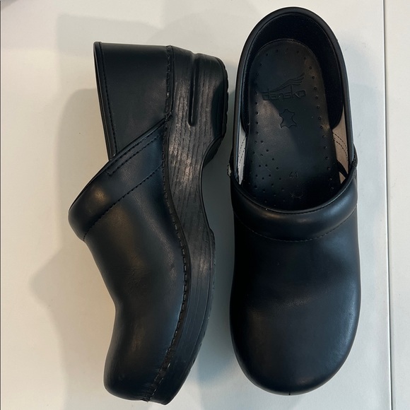 Dansko - 41, Black Leather Slip-On Clogs, comfort shoes - Picture 3 of 8